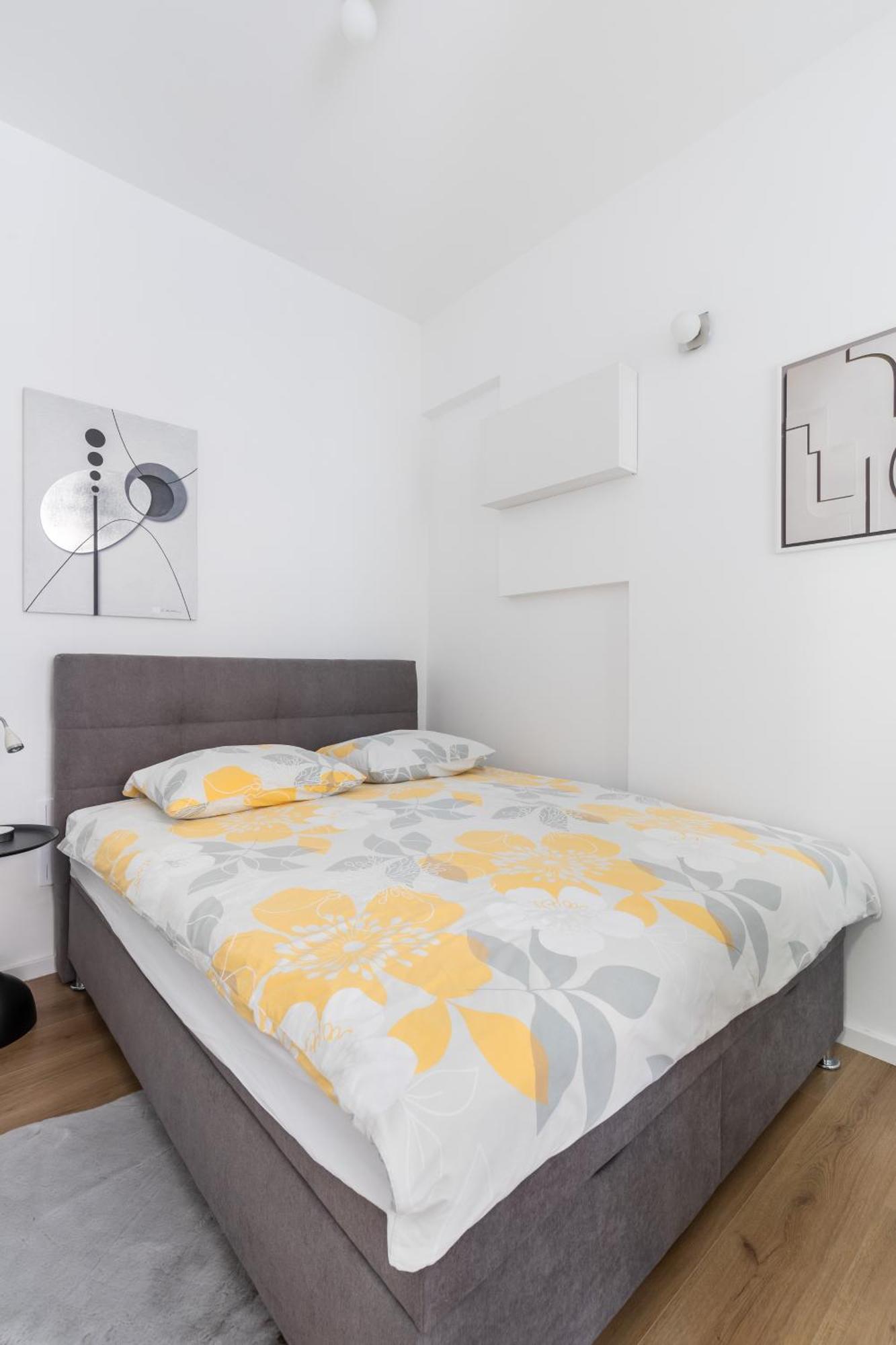 Apartment Modern Near žnjan Split